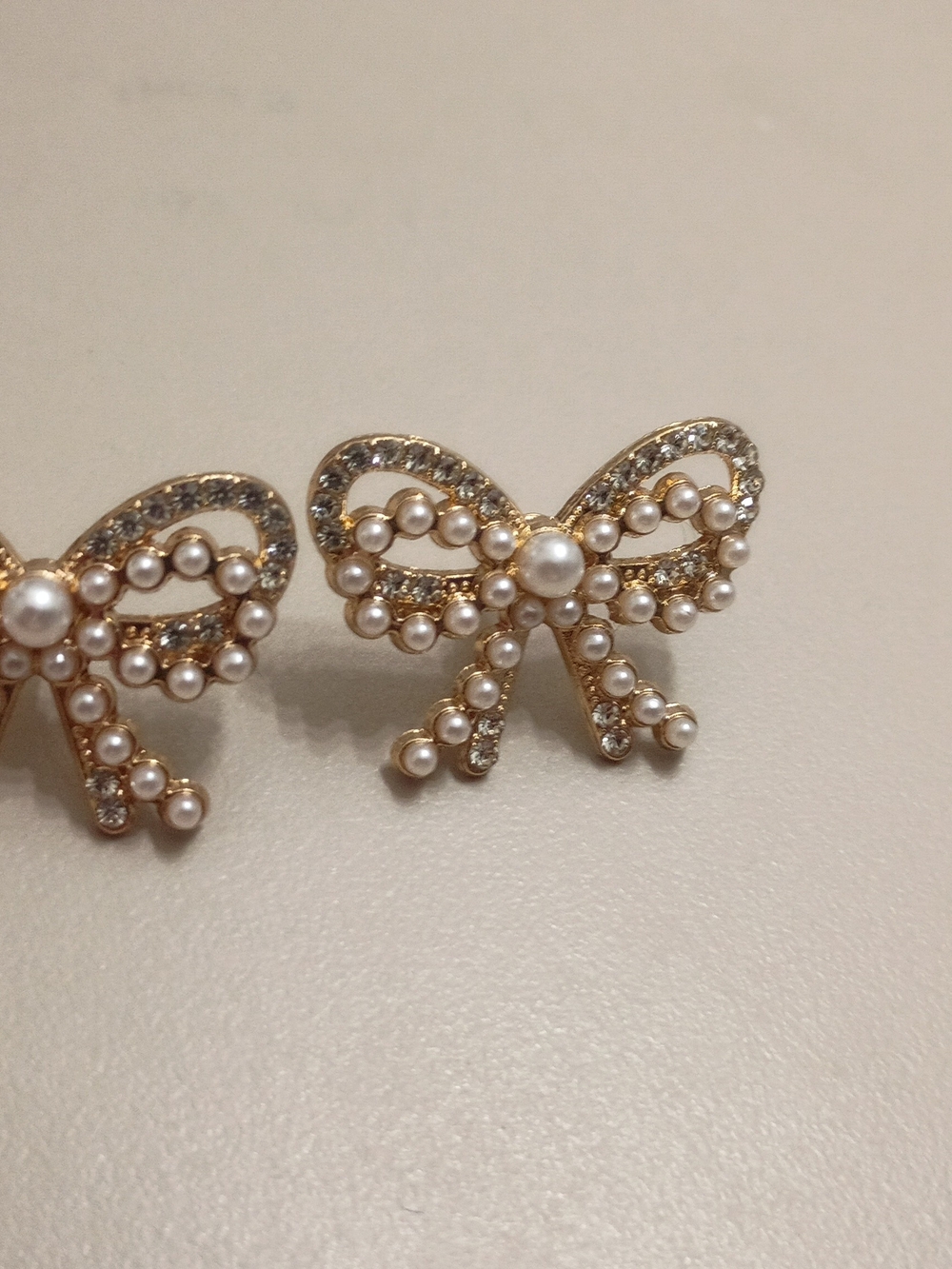 Gold Pearl Bow Stud Earrings - Elegant Women's Jewelry